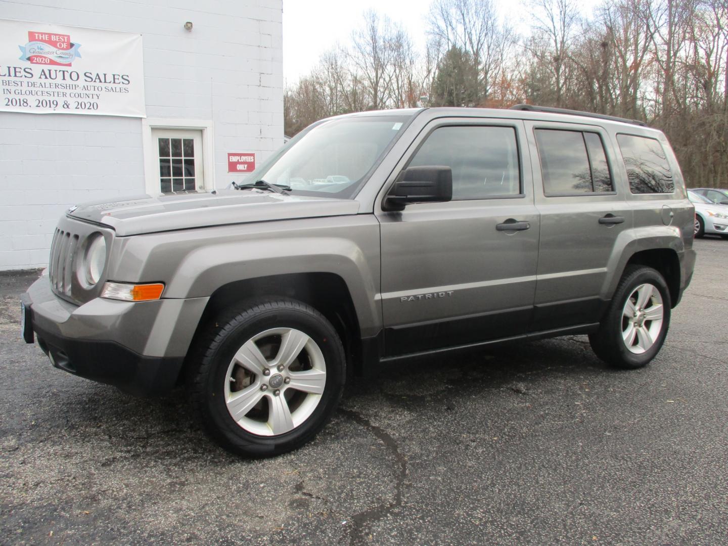 2012 Jeep Patriot (1C4NJRBB1CD) , AUTOMATIC transmission, located at 540a Delsea Drive, Sewell, NJ, 08080, (856) 589-6888, 39.752560, -75.111206 - Photo#1